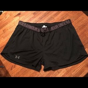 Women’s large UnderArmour shorts